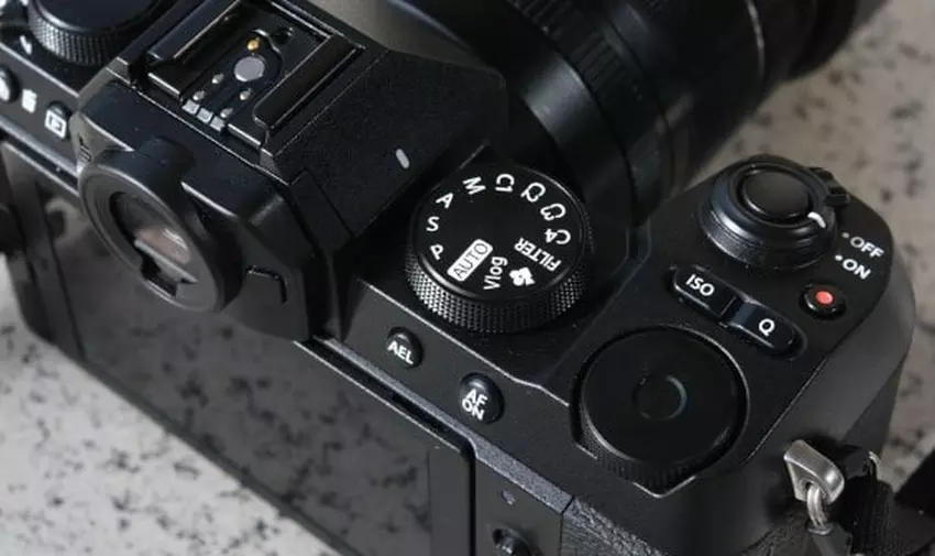 Fujifilm X-S20 vlog camera review