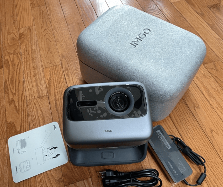 JMGO N1 Ultra of XGIMI Horizon Ultra