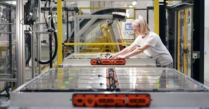 Škoda produceert de miljoenste batterij voor auto's van de Volkswagen Groep in Tsjechië