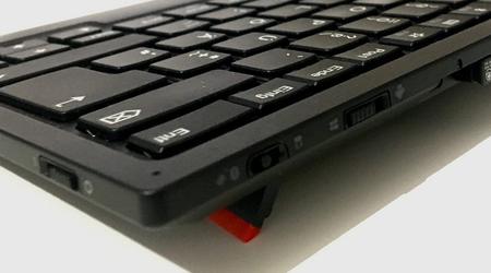 Lenovo's Bluetooth-toetsenbord op zonne-energie dat verbinding maakt met drie apparaten tegelijk wordt mogelijk onthuld op CES 2025