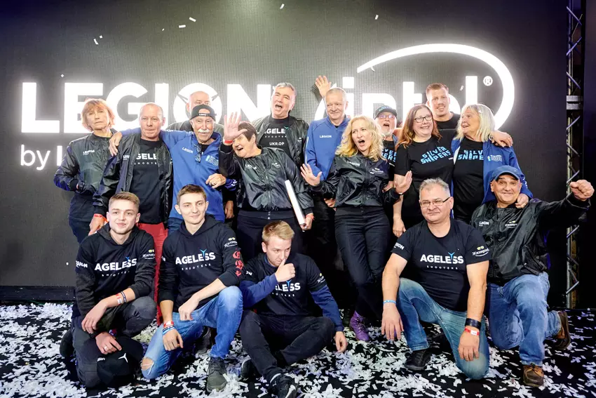 Het team van Ageless Shooters. Illustratie: Lenovo persdienst