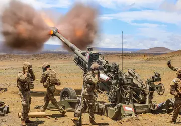 VS zal zijn kleine voorraad munitie ...