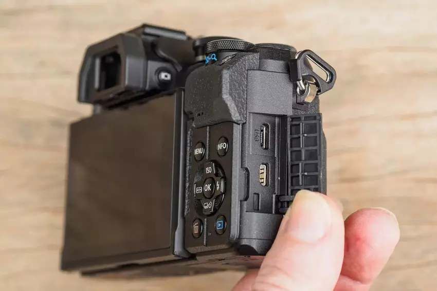 OM SYSTEM OM-D E-M10 Mark IV betaalbare spiegelreflexcamera