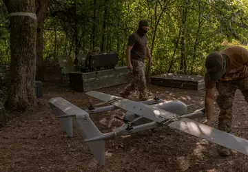 China beperkt levering van onderdelen voor ...