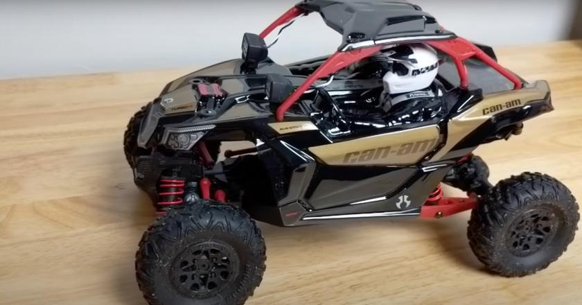 1:18 AXIAL JR. CAN-AM YETI MAVERICK X3 rc auto onder 200