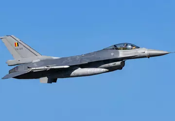 Vroeger dan verwacht: België draagt F-16 ...