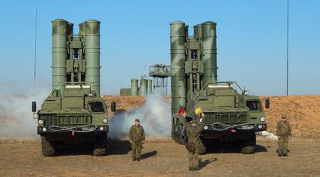Satellietbeeld bevestigt nederlaag van Ruslands $1,2 miljard kostende S-400 Triumf luchtverdedigingssysteem op de Krim