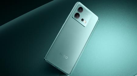 De iQOO Neo 9 krijgt dubbele 50 MP camera's met Sony IMX9320, OmniVison OV50H sensoren en een 64 MP telelens gebaseerd op OmniVision OV64B sensor.