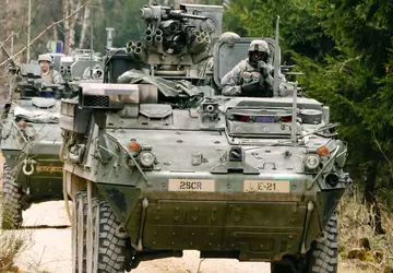 VS overhandigen nieuw hulppakket aan AFU, ...