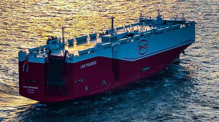 Het vierde schip van BYD voor het vervoer van voertuigen is voor zijn eerste reis naar Brazilië vertrokken
