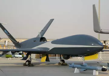 China's gigantische WZ-7 Soaring Dragon drone ...