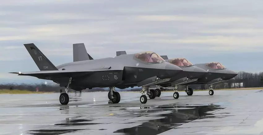Tyndall Air Force Base heeft zijn eerste zending F-35 Lightning II gevechtsvliegtuigen van de vijfde generatie ontvangen om luchtoverwicht te krijgen.