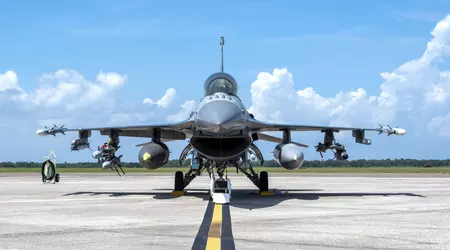 Nederland draagt €150m aan bewapening voor F-16 Fighting Falcon over aan Oekraïne