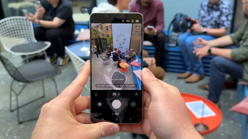 Galaxy S25 Edge maakt 8K-video en ondersteunt 10-bits HDR