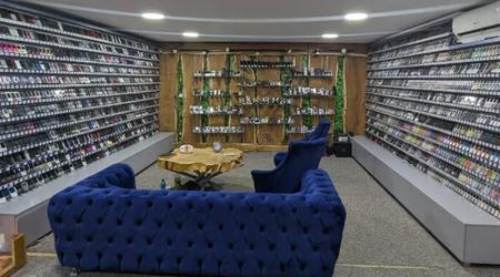 Guinness Book record: Roemeense man verzamelde een collectie van 3456 mobiele telefoons