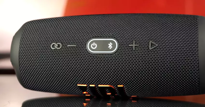 JBL CHARGE 5 Beste luidsprekers voor films in de openlucht