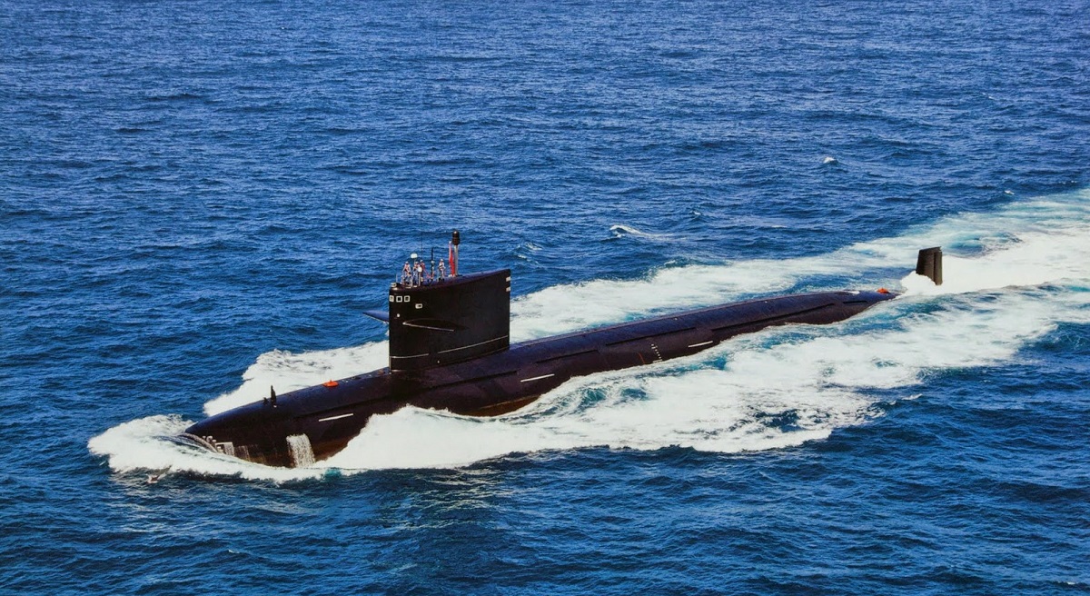 Een Chinese Type 093-klasse onderzeeër met kernaandrijving zou verloren zijn gegaan doordat hij werd ingesloten door Amerikaanse en Britse onderzeeërs. Een Chinese Type 093-klasse onderzeeër met kernaandrijving zou verloren zijn gegaan doordat hij werd ingesloten door Amerikaanse en Britse onderzeeërs.