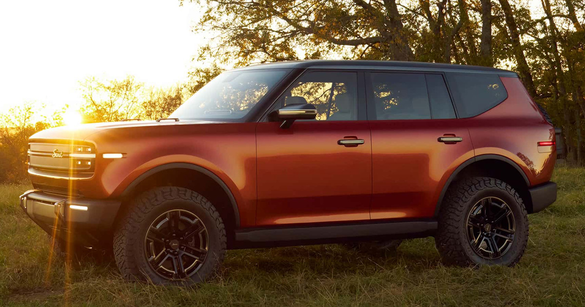 We ontdekken de weg voor ons met de iconische Scout Traveler SUV Scout Traveler SUV: een klassieke avontuur in een nieuwe vorm
