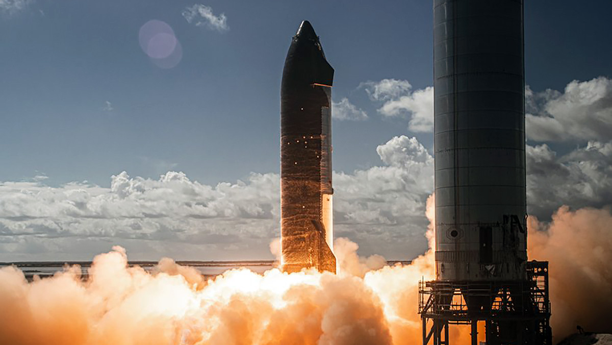 Superzware raket wordt nog krachtiger - SpaceX test Raptor V3 motor, levert 269 ton stuwkracht Superzware raket wordt nog krachtiger - SpaceX test Raptor V3 motor, levert 269 ton stuwkracht