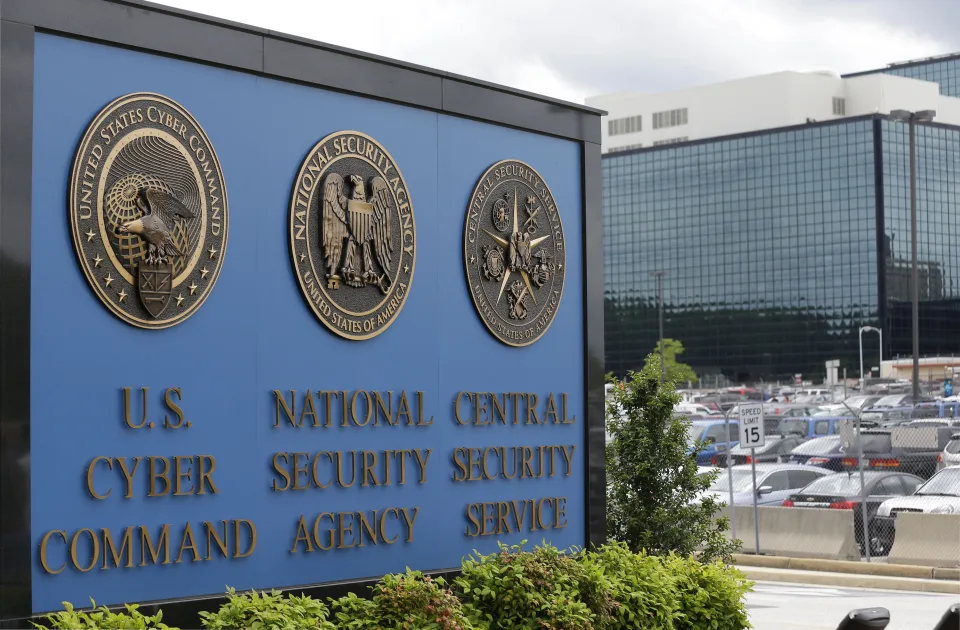 NSA richt AI-cyberbeveiligingscentrum op tegen bedreigingen uit China en Rusland NSA richt AI-cyberbeveiligingscentrum op tegen bedreigingen uit China en Rusland