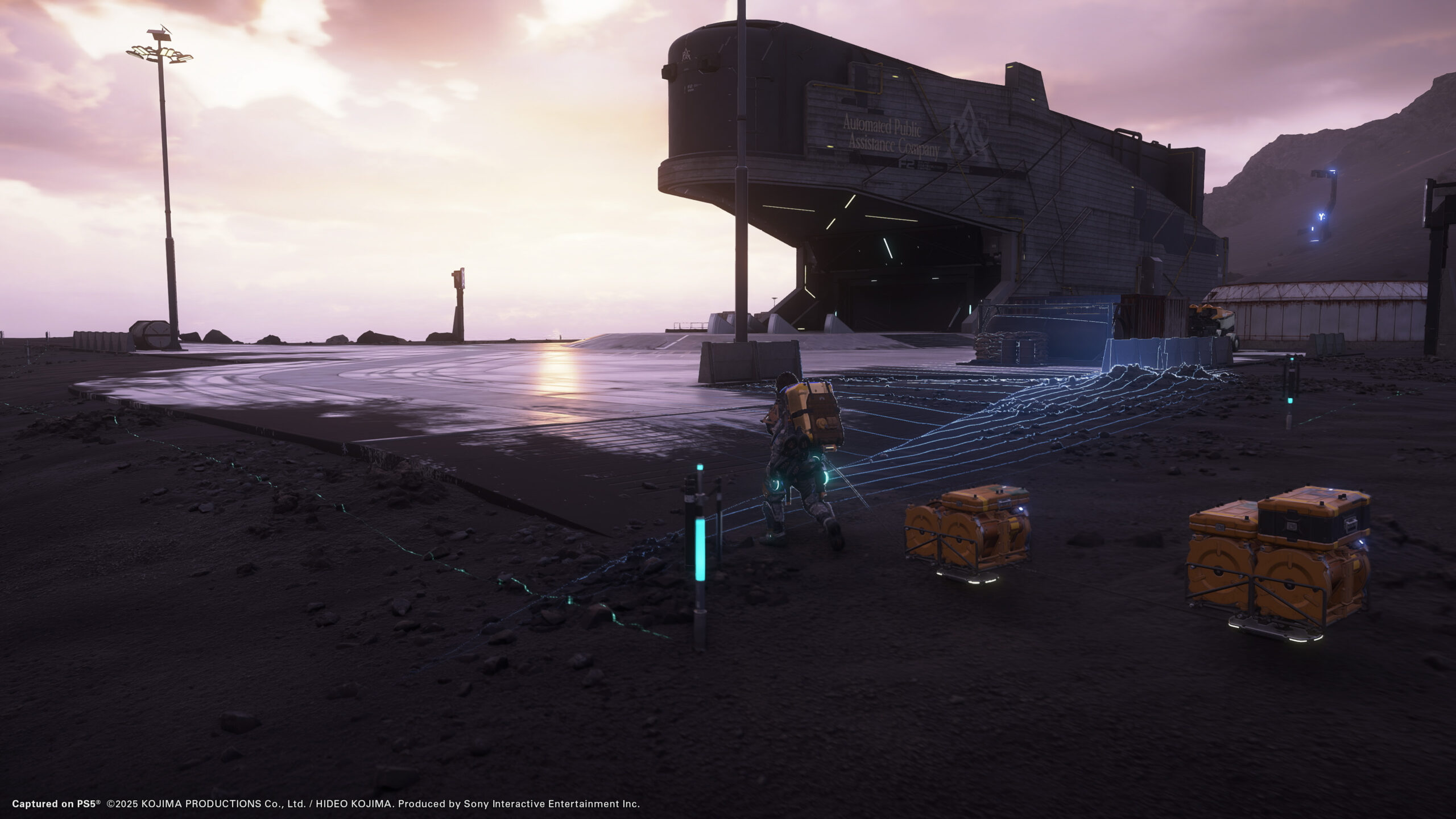 Screenshot met nieuwe mysterieuze personages in Death Stranding 2 Screenshot met nieuwe mysterieuze personages in Death Stranding 2