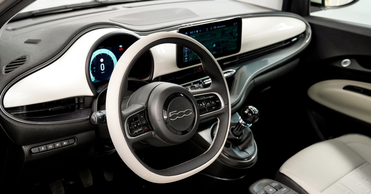 Fiat 500 Hybrid achteraanzicht