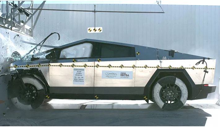 Tesla Cybertruck op test Tesla Cybertruck op test
