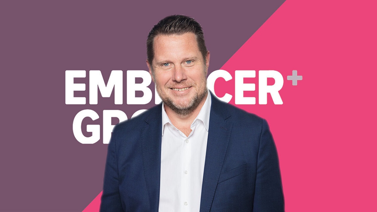 De CEO van Embracer Group beantwoordde vragen over de splitsing van de holding in drie bedrijven en deelde zijn plannen voor bedrijfsontwikkeling. De CEO van Embracer Group beantwoordde vragen over de splitsing van de holding in drie bedrijven en deelde zijn plannen voor bedrijfsontwikkeling.