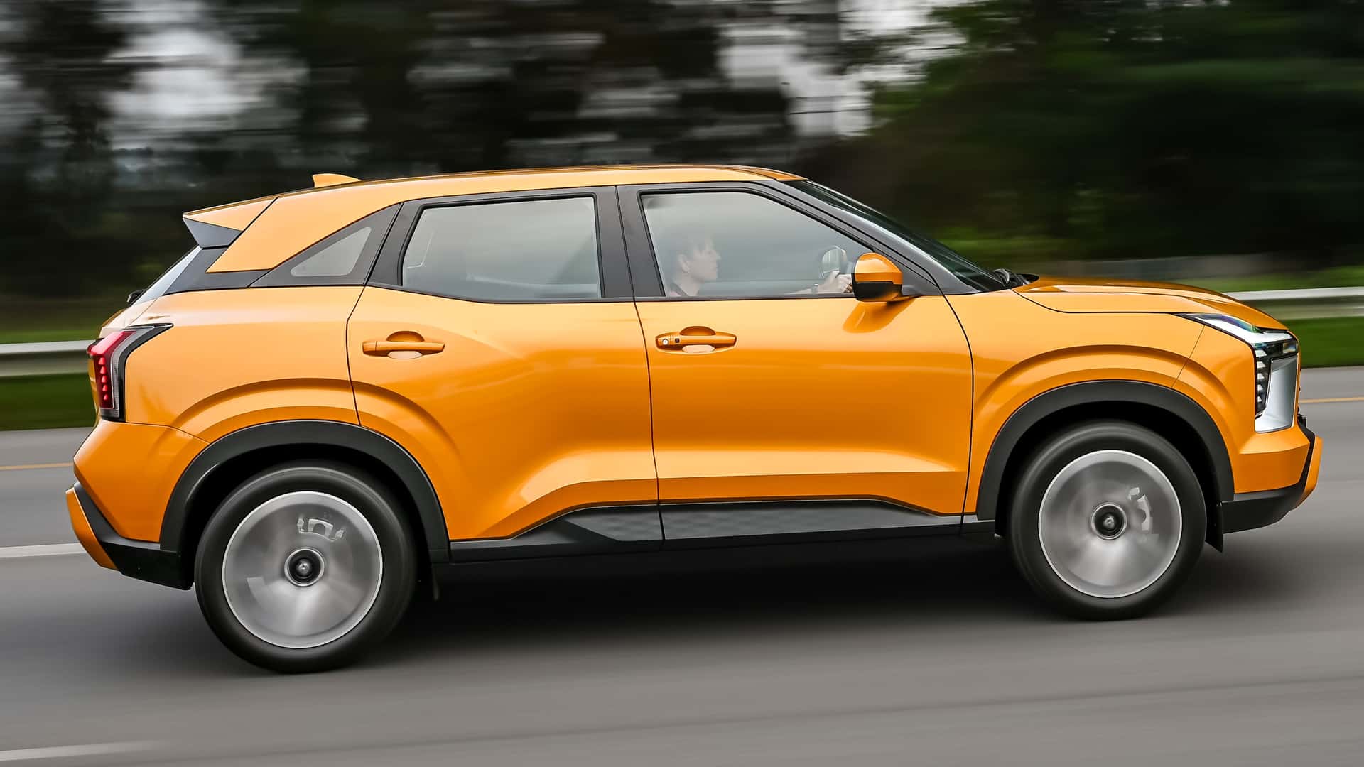 2025 Mitsubishi Outlander Sport - vooraanzicht 2025 Mitsubishi Outlander Sport - vooraanzicht