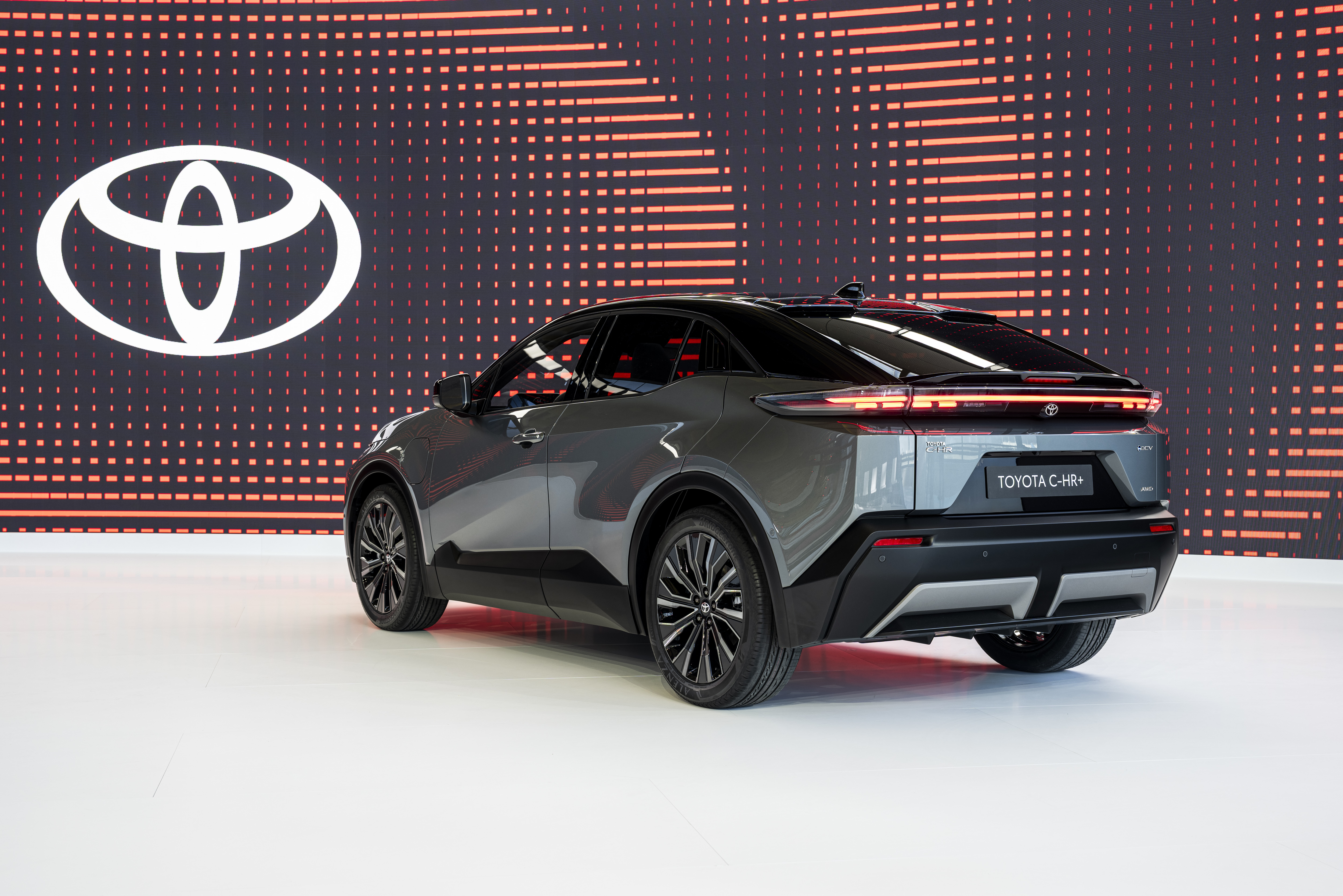 Toyota C-HR+ Dynamiek Toyota C-HR+ Dynamiek