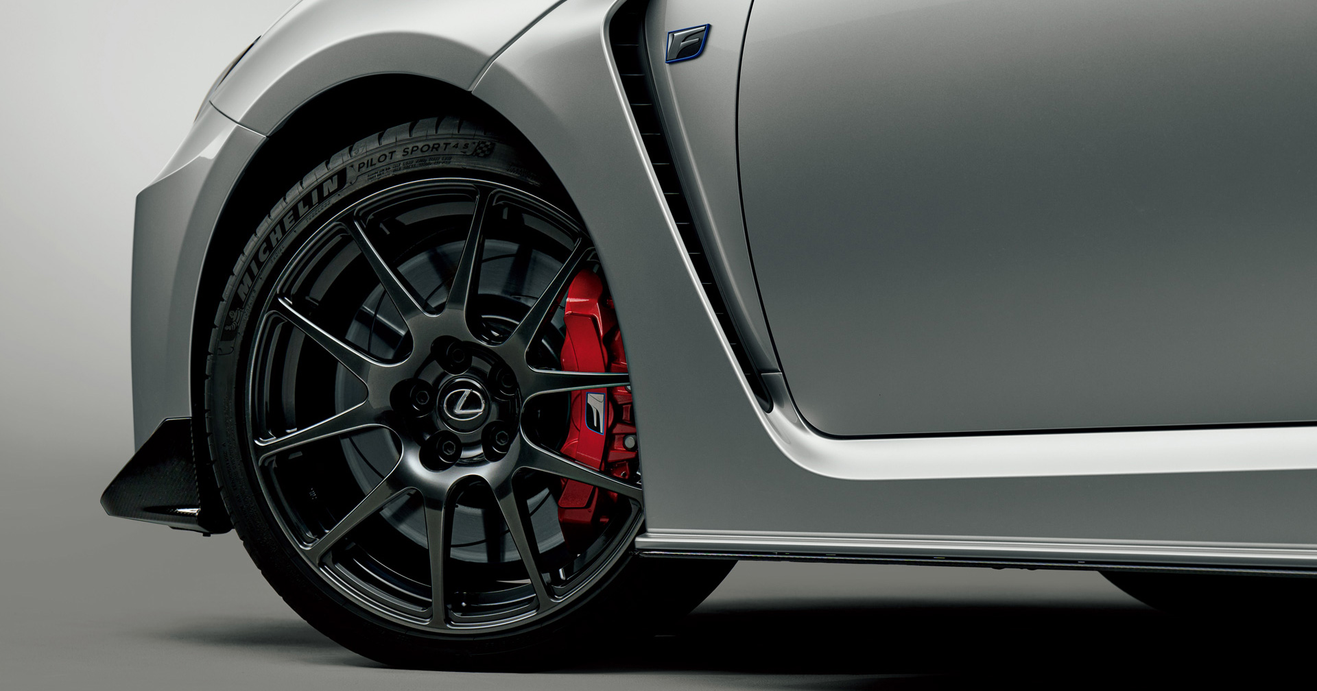 Lexus RC F Final Edition lichtmetalen velgen Lexus RC F Final Edition lichtmetalen velgen