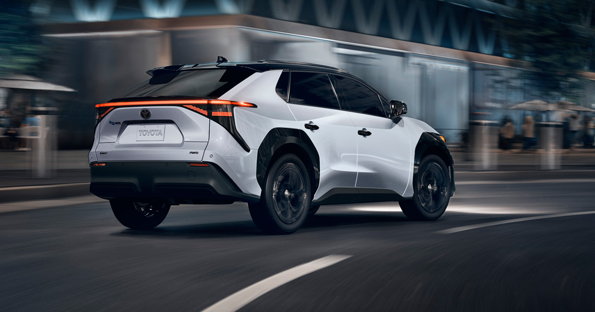 2025 Toyota bZ4X Nightshade Edition - Windchill Pearl - Vooraanzicht