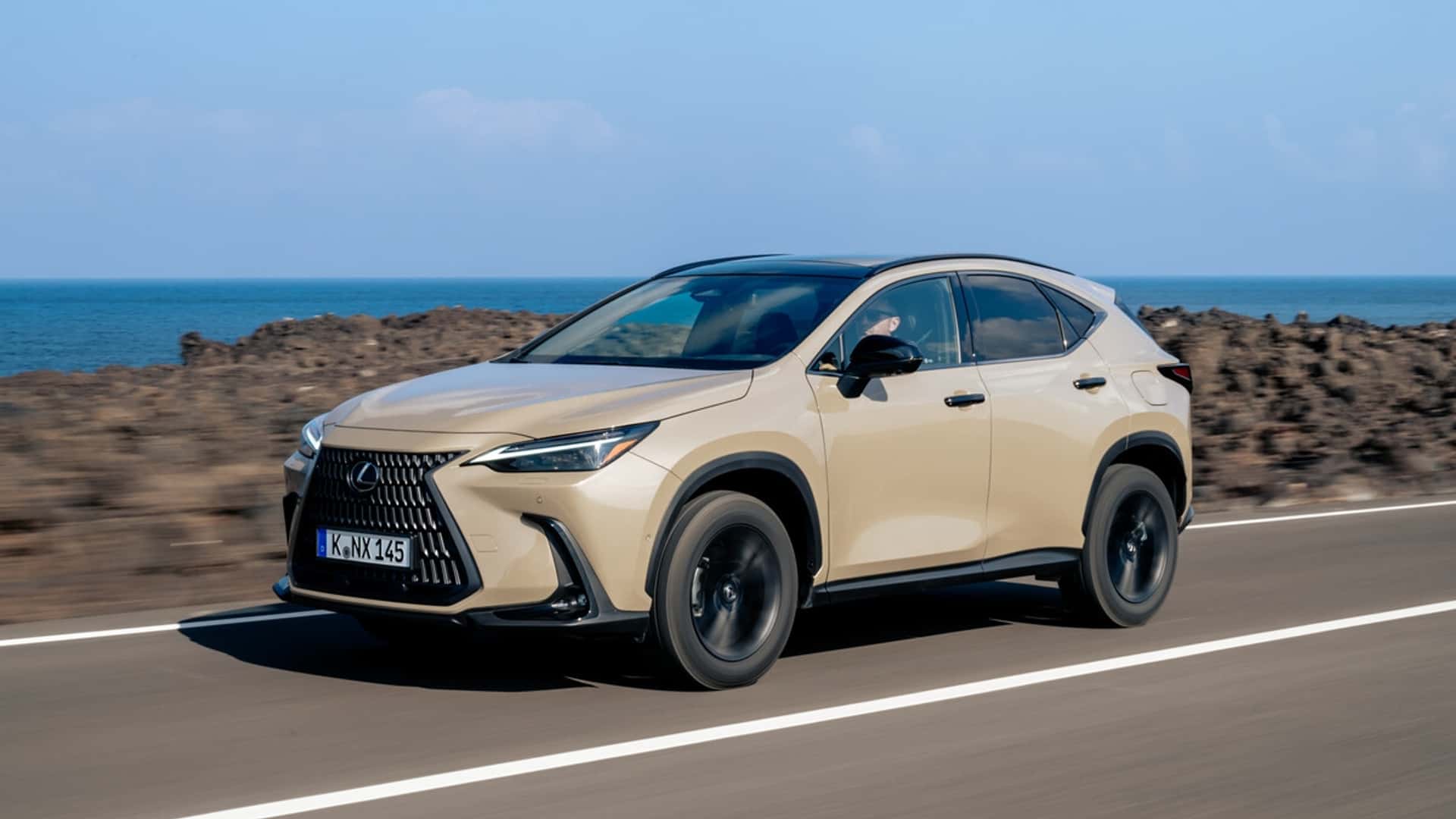 Lexus NX Overtrail voorkant Lexus NX Overtrail voorkant