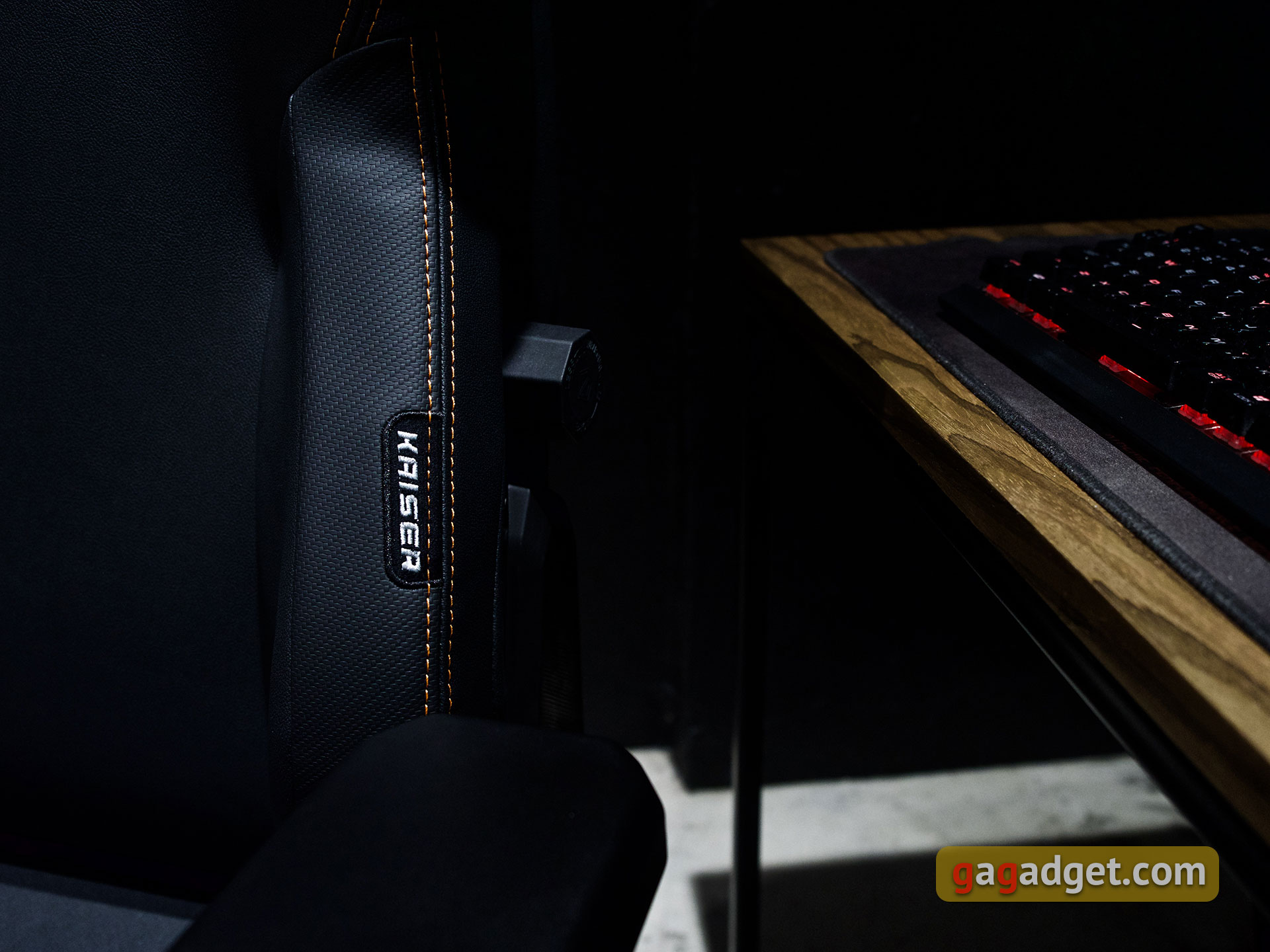 Spel troon: De Anda Seat Kaiser 3 XL-6 Spel troon: De Anda Seat Kaiser 3 XL-6