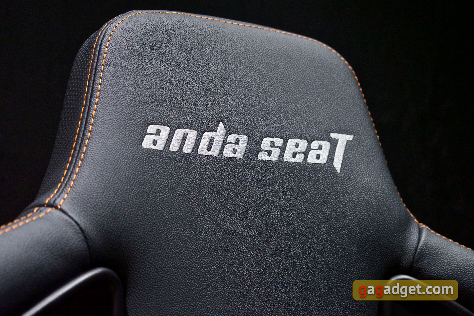 Spel troon: De Anda Seat Kaiser 3 XL-15 Spel troon: De Anda Seat Kaiser 3 XL-15
