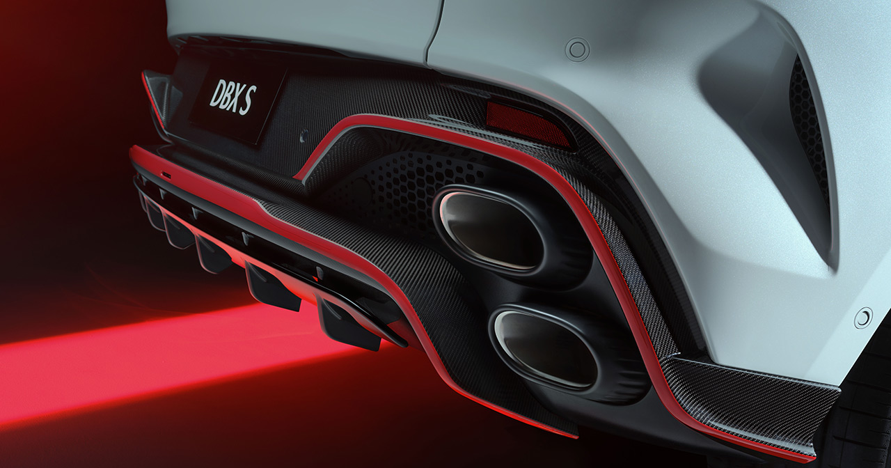 Aston Martin DBX S - achterkant Aston Martin DBX S - achterkant
