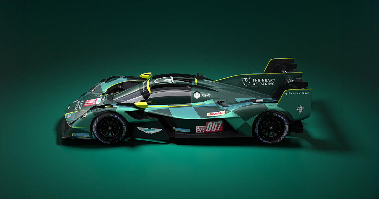 Aston Martin Valkyrie LMH op het circuit. Aston Martin Valkyrie LMH op het circuit.