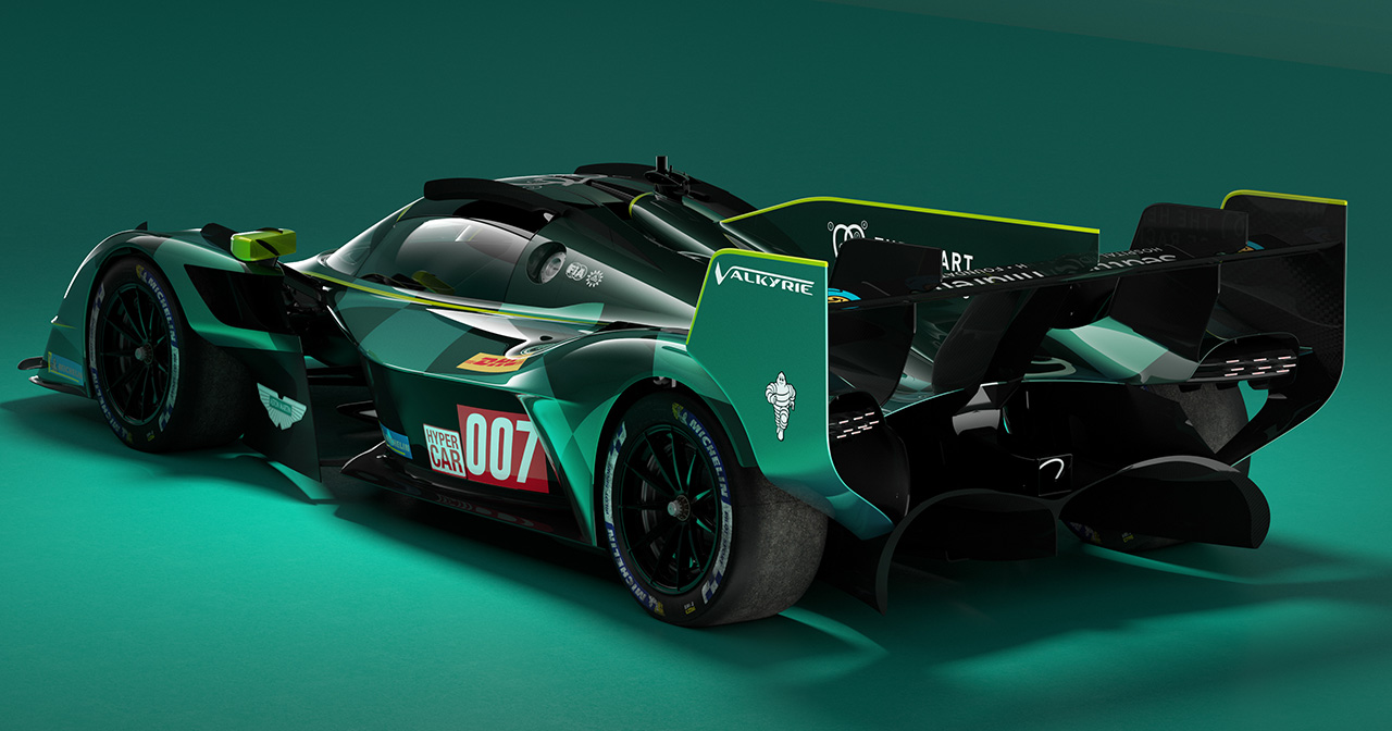 Aston Martin Valkyrie LMH tijdens een pitstop. Aston Martin Valkyrie LMH tijdens een pitstop.