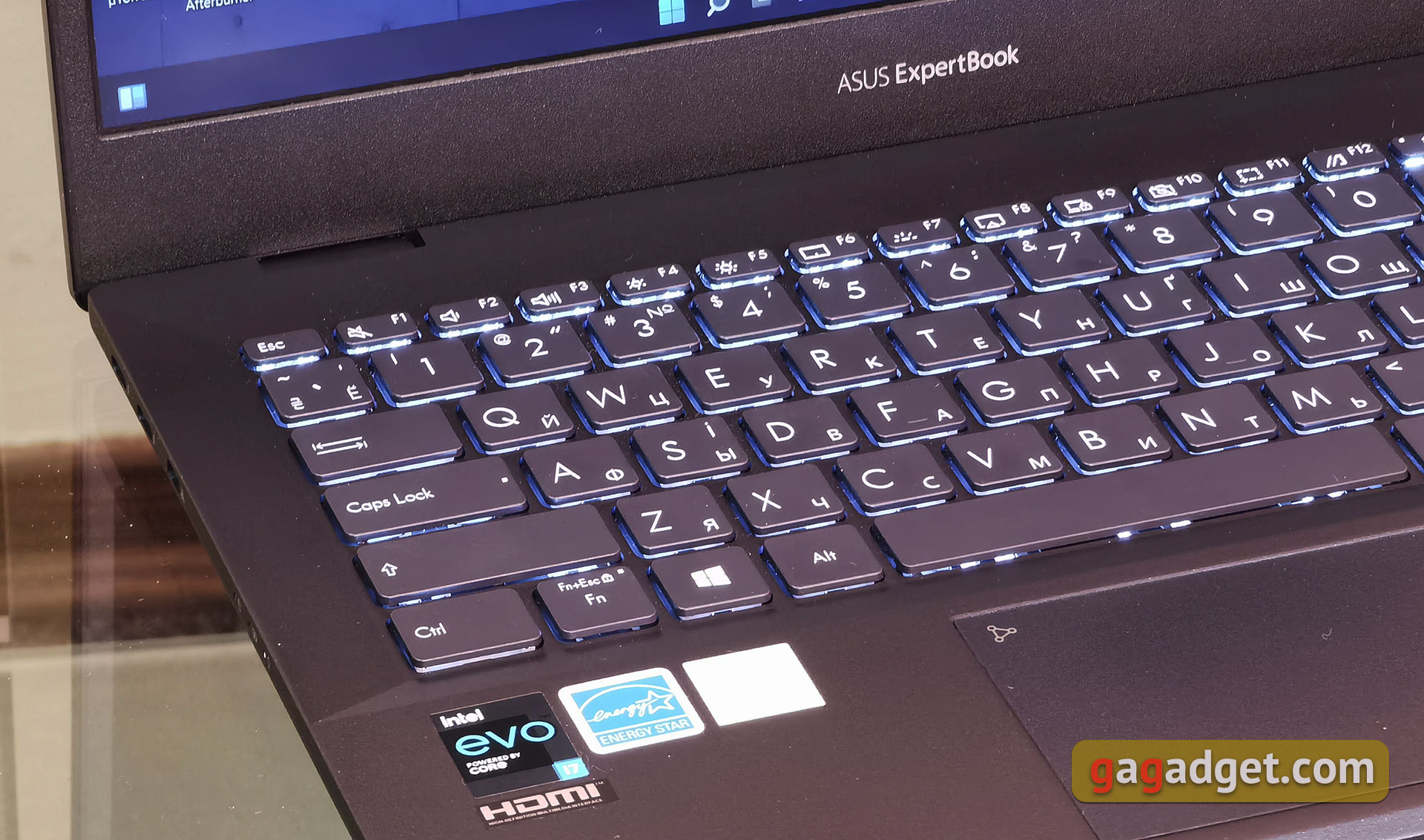 ASUS ExpertBook B5 review: een robuuste business notebook met indrukwekkende accuduur-24 ASUS ExpertBook B5 review: een robuuste business notebook met indrukwekkende accuduur-24