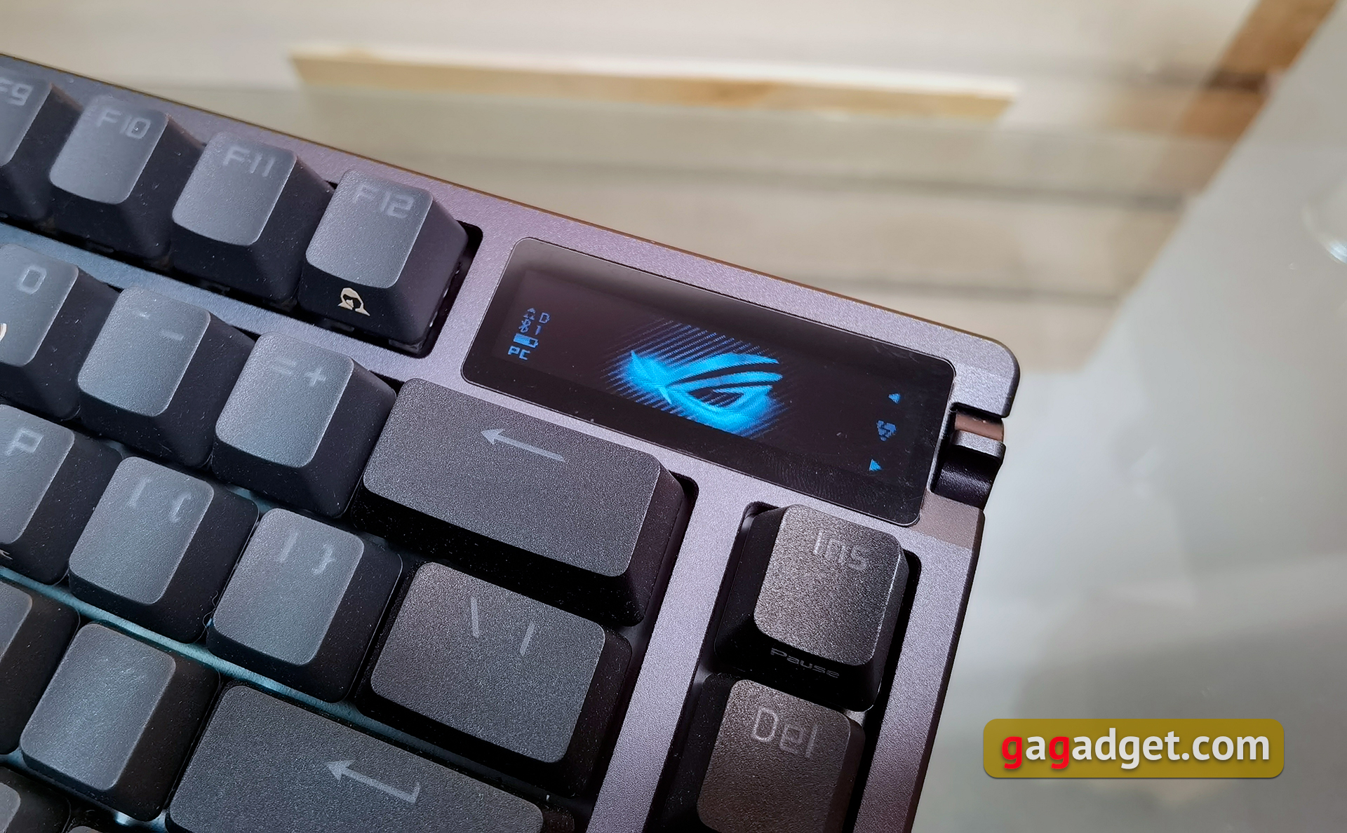 ASUS ROG Azoth review: een compromisloos mechanisch toetsenbord voor gamers dat je niet zou verwachten-53 ASUS ROG Azoth review: een compromisloos mechanisch toetsenbord voor gamers dat je niet zou verwachten-53