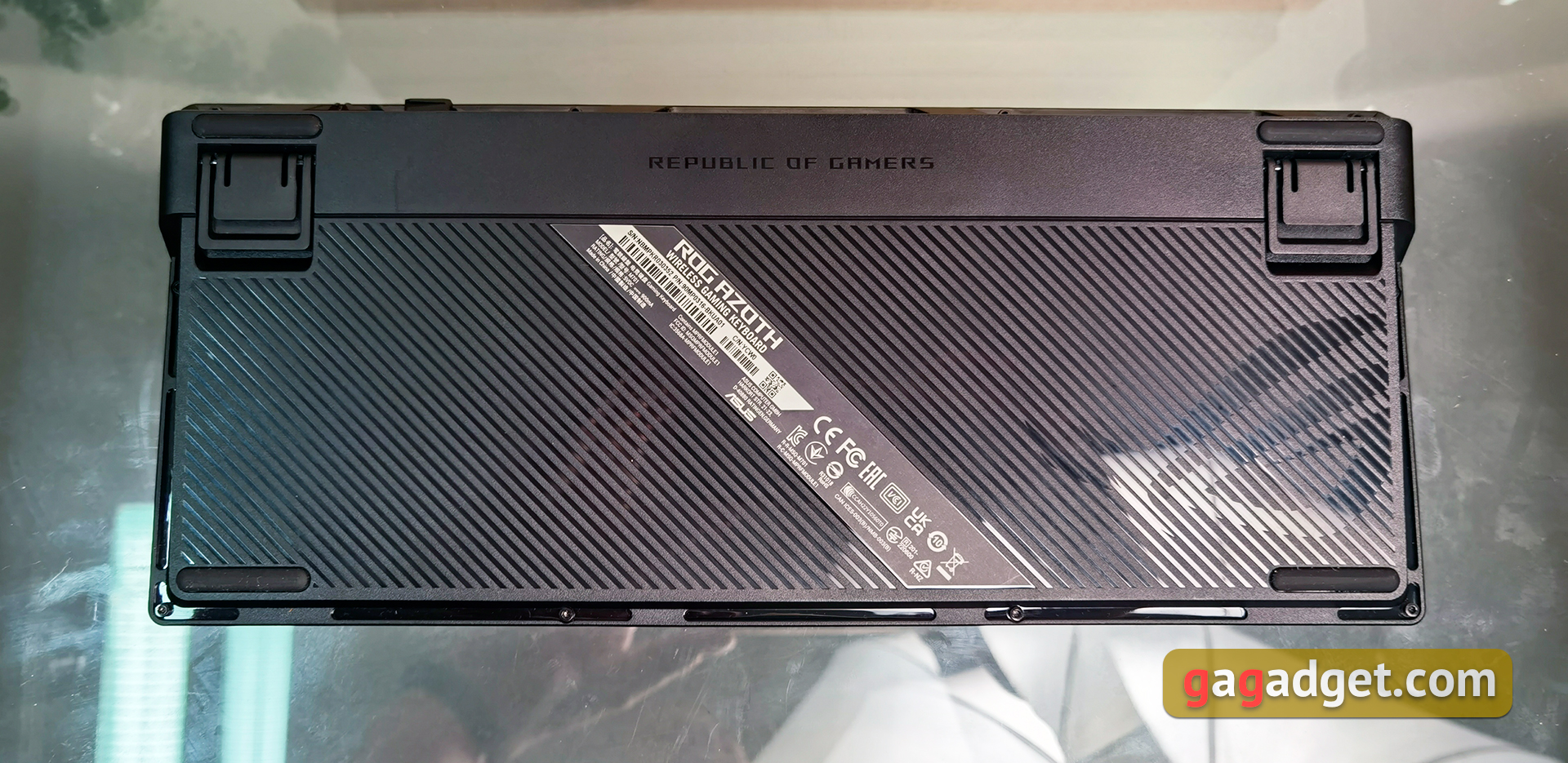 ASUS ROG Azoth review: een compromisloos mechanisch toetsenbord voor gamers dat je niet zou verwachten-22 ASUS ROG Azoth review: een compromisloos mechanisch toetsenbord voor gamers dat je niet zou verwachten-22