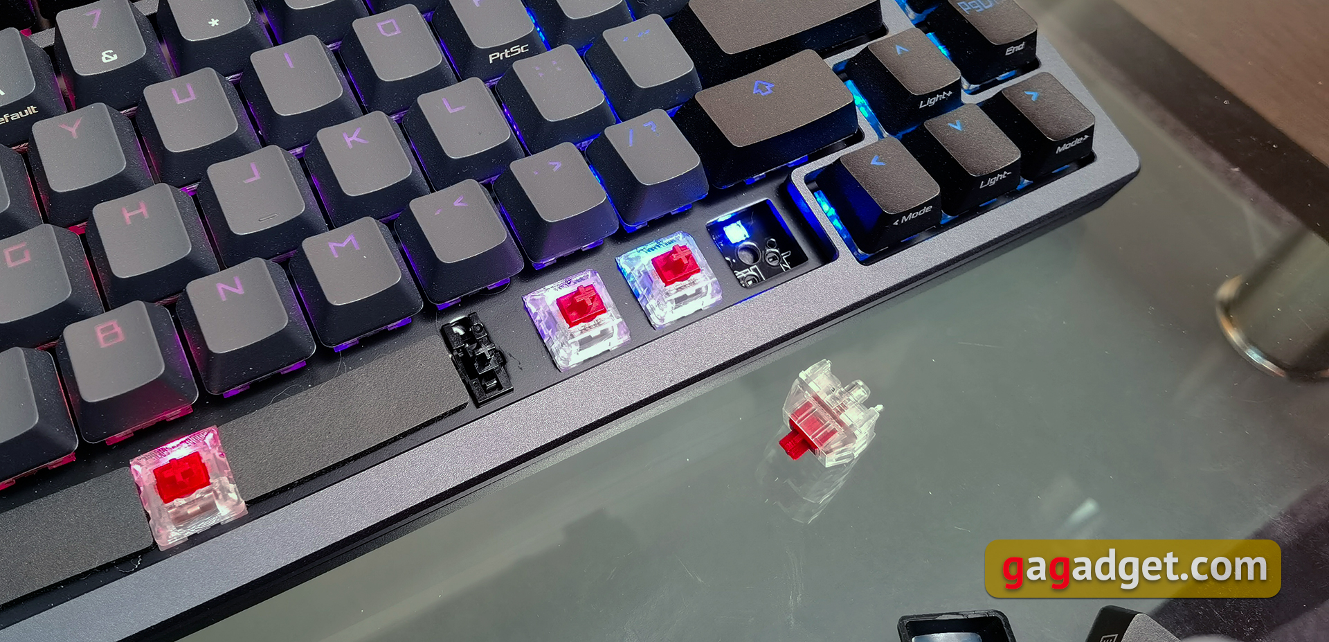 ASUS ROG Azoth review: een compromisloos mechanisch toetsenbord voor gamers dat je niet zou verwachten-41 ASUS ROG Azoth review: een compromisloos mechanisch toetsenbord voor gamers dat je niet zou verwachten-41