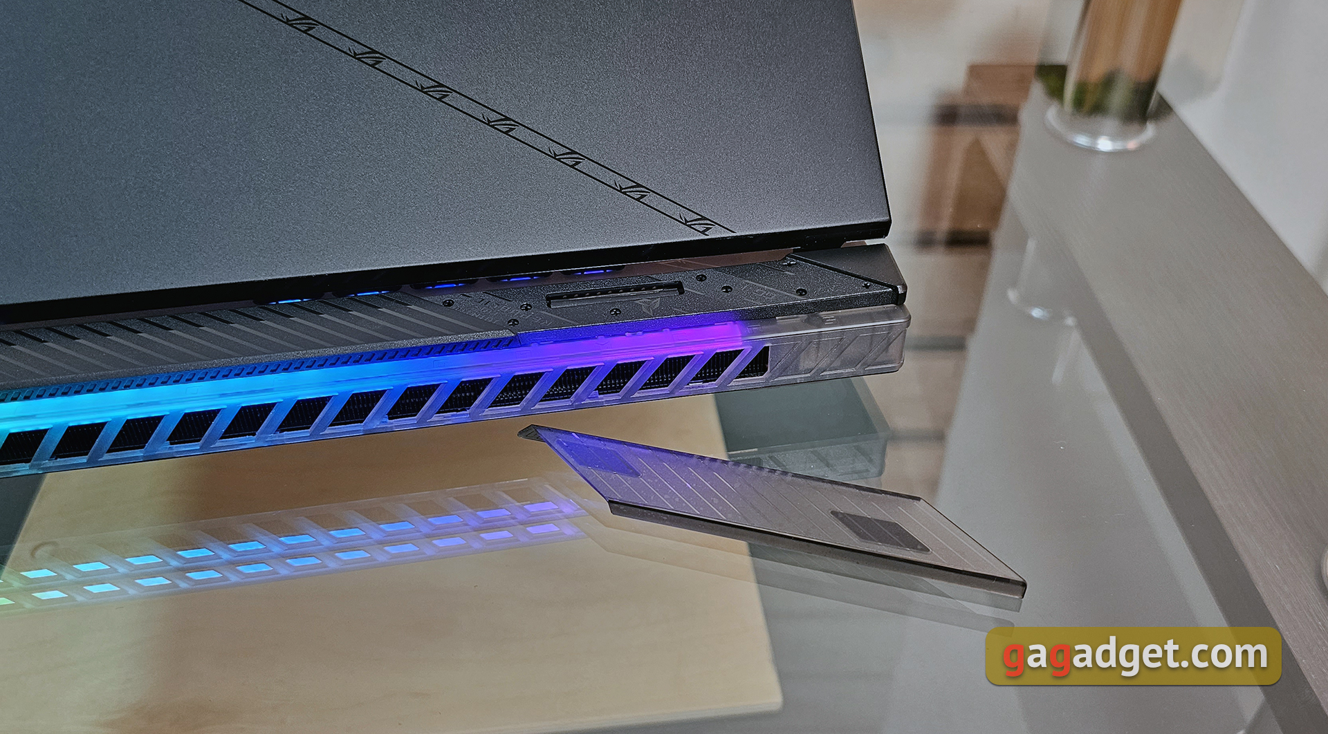 ASUS ROG Strix SCAR 16 (2023) Overzicht: Totale overheersing op het virtuele slagveld-14 ASUS ROG Strix SCAR 16 (2023) Overzicht: Totale overheersing op het virtuele slagveld-14