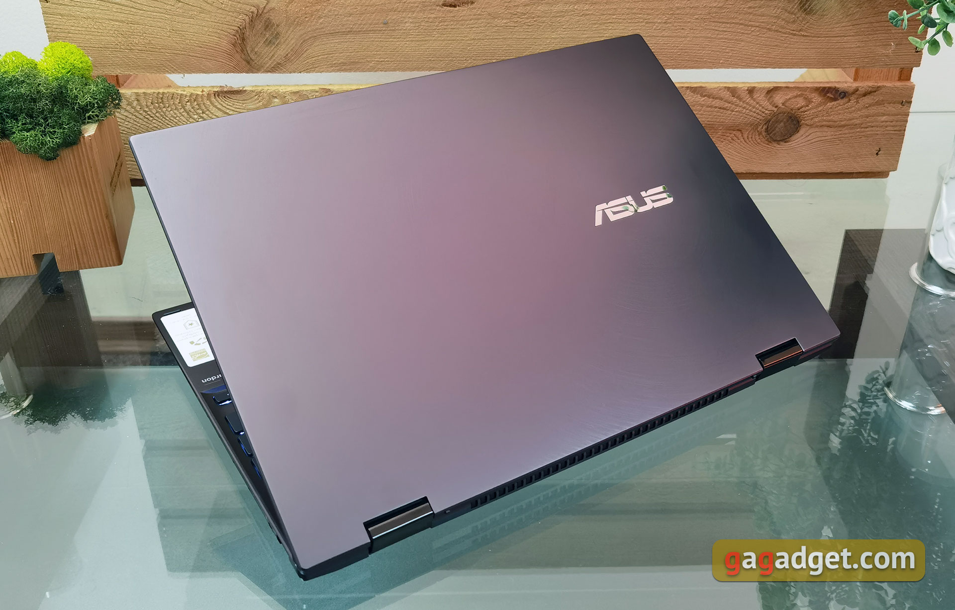 ASUS Zenbook 14 Flip OLED (UP5401E) Overzicht: een krachtige Ultrabook Transformer met OLED-scherm-8 ASUS Zenbook 14 Flip OLED (UP5401E) Overzicht: een krachtige Ultrabook Transformer met OLED-scherm-8