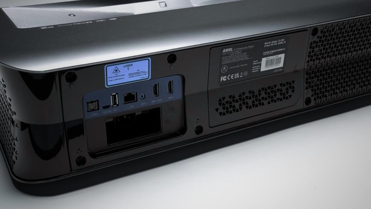 LTV-2500 Test en Review LTV-2500 Test en Review