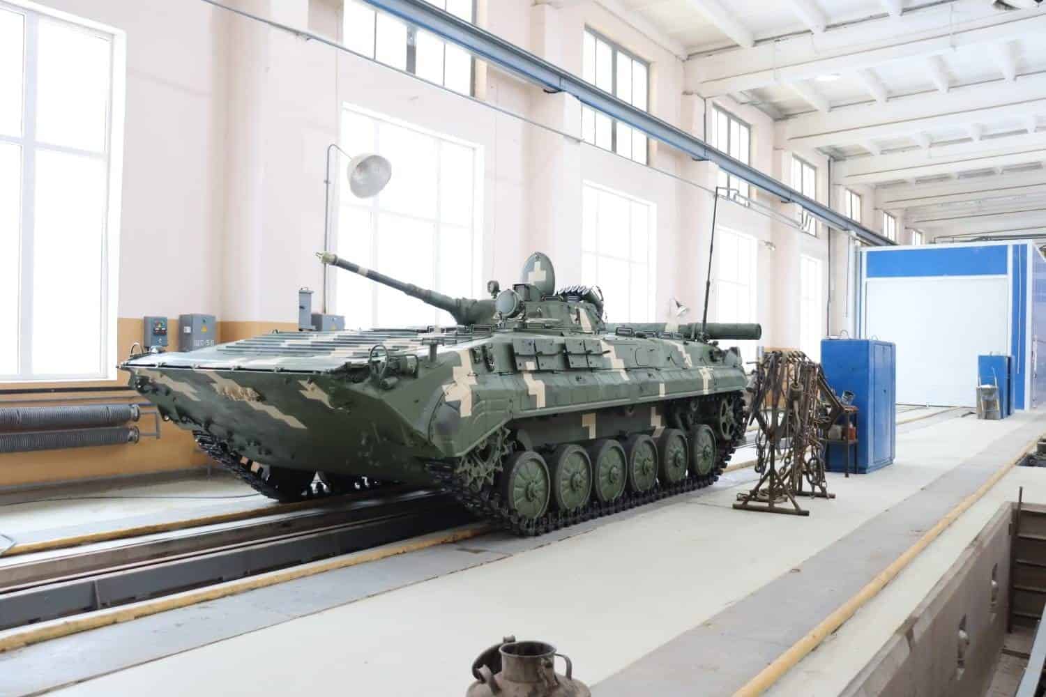 Gerepareerde en verbeterde BMP-1 Gerepareerde en verbeterde BMP-1