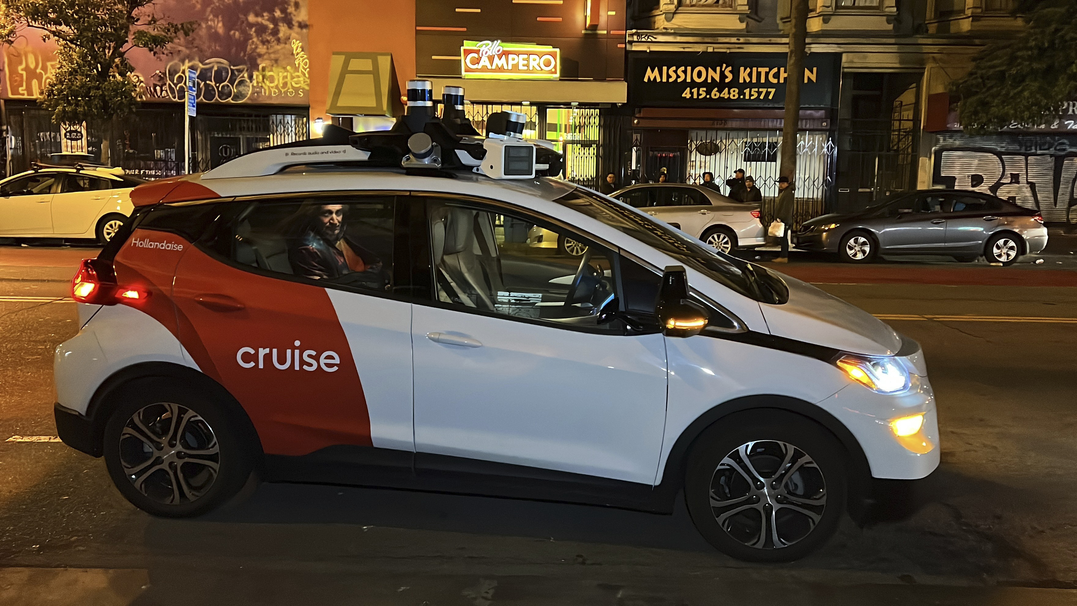 Cruise schort robotaxi-activiteiten in de VS op na verlies van licentie in Californië Cruise schort robotaxi-activiteiten in de VS op na verlies van licentie in Californië