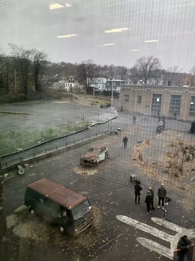 Nieuwe nucleaire post-apocalyps beelden van de set van de Fallout verfilming-2 Nieuwe nucleaire post-apocalyps beelden van de set van de Fallout verfilming-2