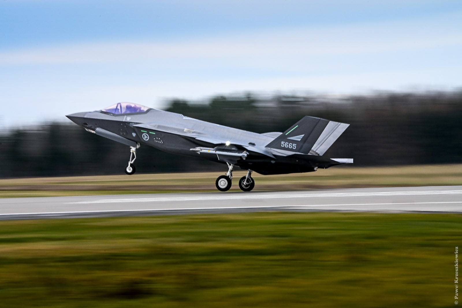 Noorse F-35A gevechtsvliegtuigen Noorse F-35A gevechtsvliegtuigen