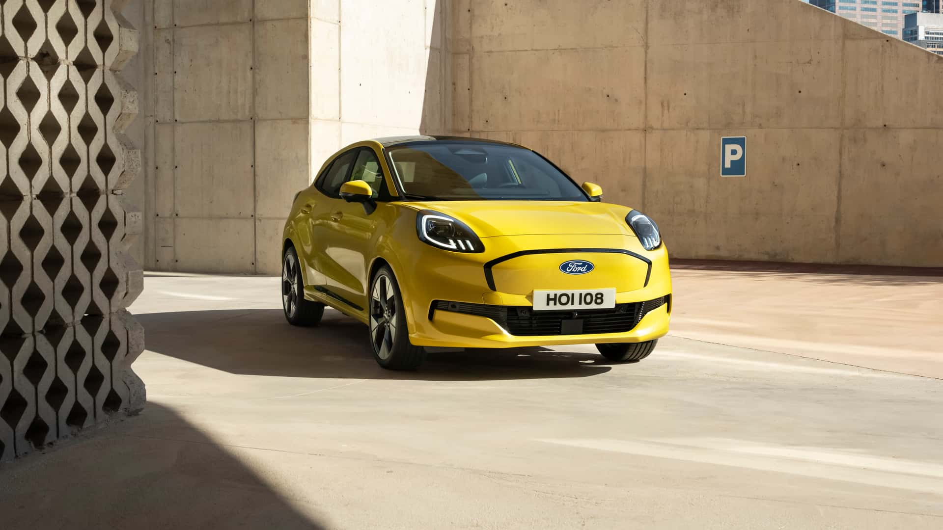 Ford Puma Gen-E exterieur in een dynamisch design Ford Puma Gen-E exterieur in een dynamisch design